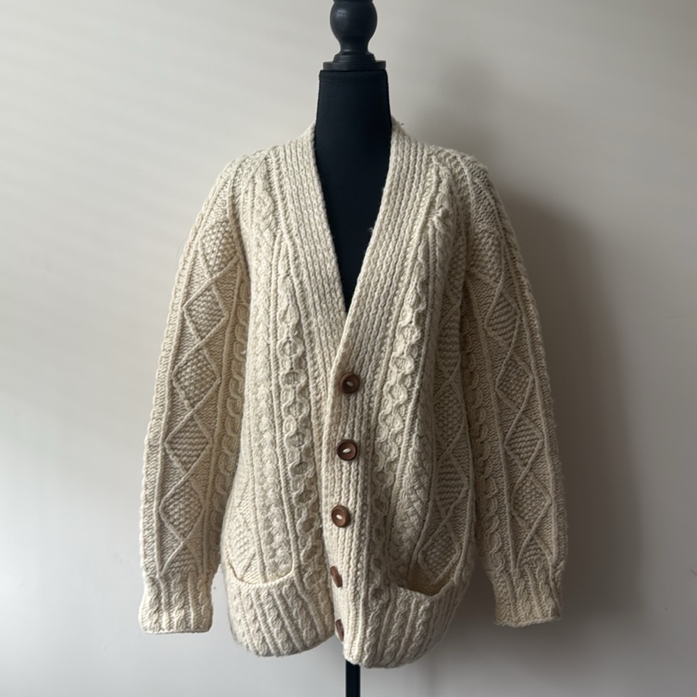 Beautiful Vintage Aran Cream Wool Sweater Fisherman Cardigan Irish